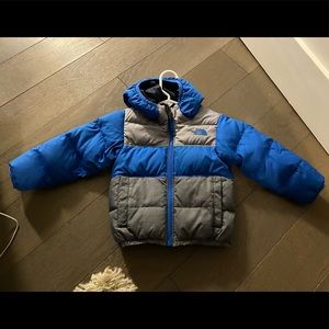 COPY - North Face Reversible  jacket 2T